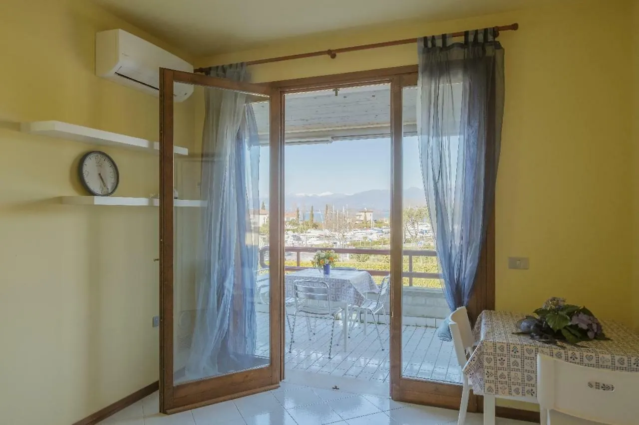 شقة Bellavista سيرمِيوني